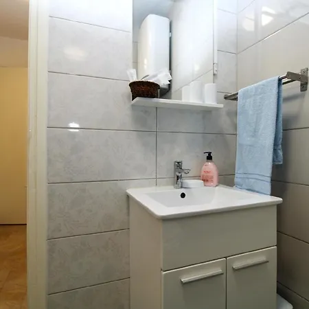 Apartment Fuer 2 Personen Ca 20 Qm In Fazana, Istrien Istrische Riviera Fazana